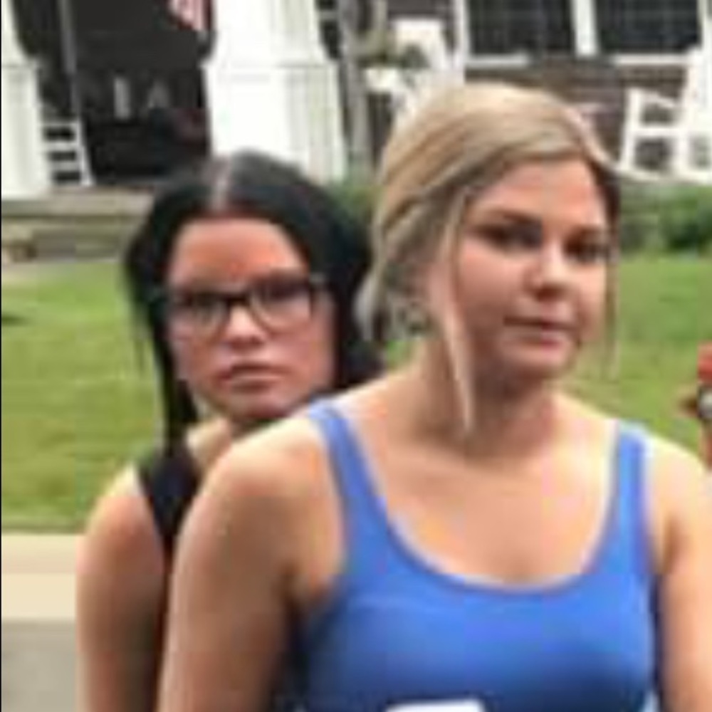 Meet your Posher, Ashley